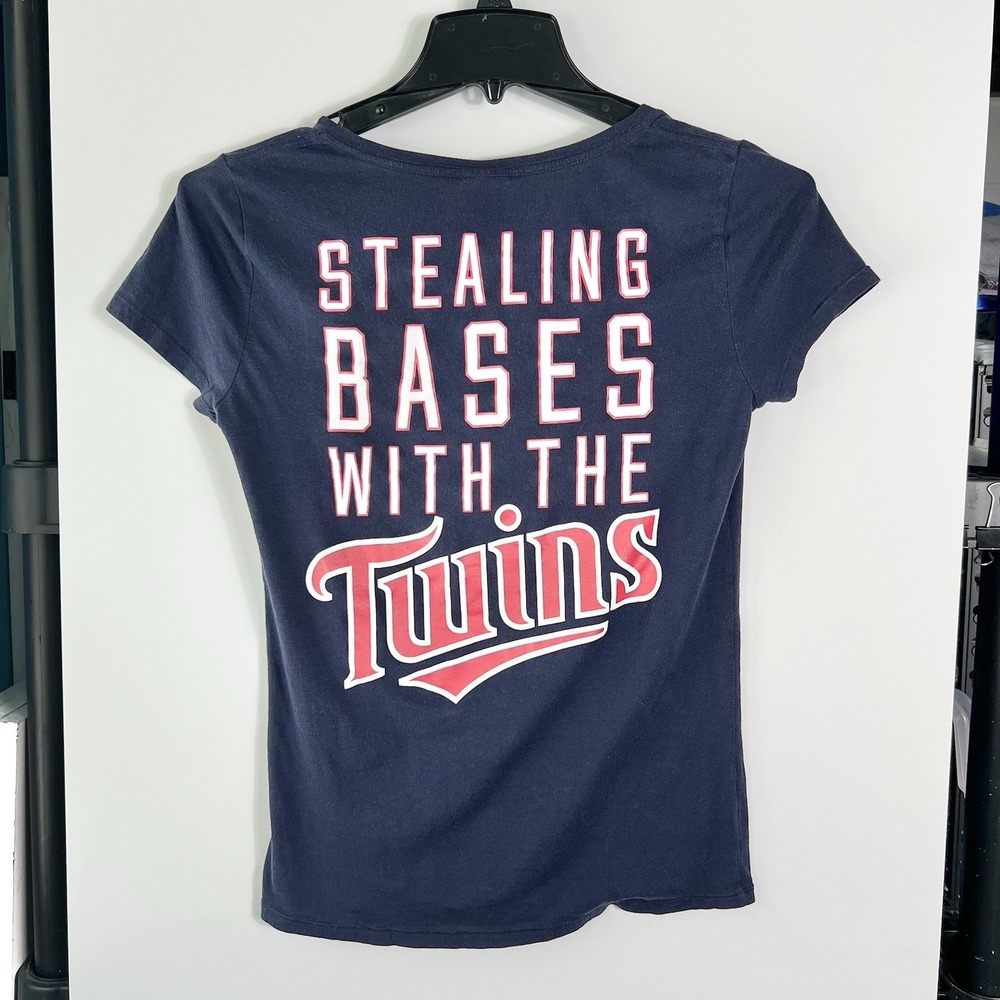Victoria Secret Pink x Minnesota Twins Womens Size M V-Neck T Shirt w/ 5th Ocean